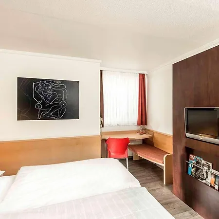 Ibis Kassel Hotel 2*