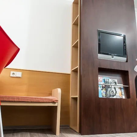 宜必思卡塞麦苏根酒店