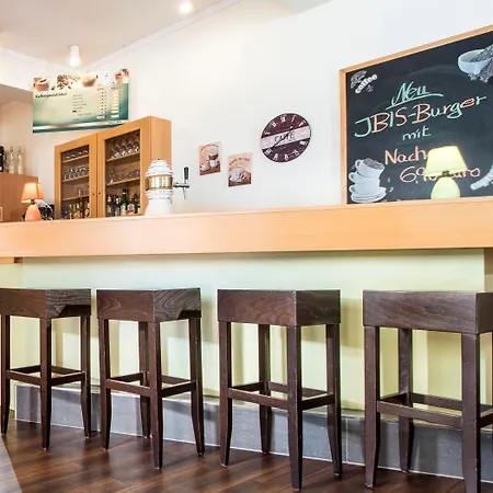 宜必思卡塞麦苏根酒店 酒店 梅尔松根