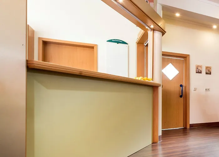 Ibis Kassel Hotel 2*