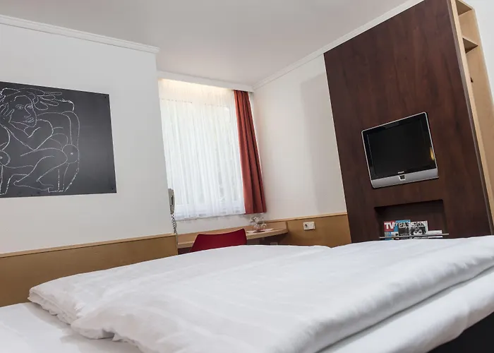 Ibis Kassel 2*